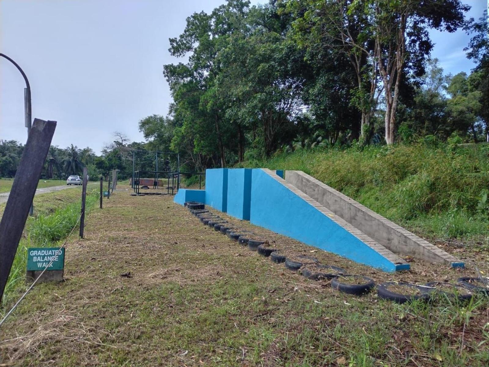 Putra Sentosa Retreat Camp, Sematan Hotel Екстериор снимка