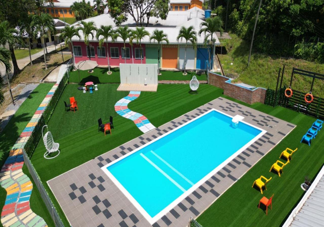 Putra Sentosa Retreat Camp, Sematan Hotel Екстериор снимка